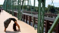 Упражнение «мостик» для здоровья и красоты тела